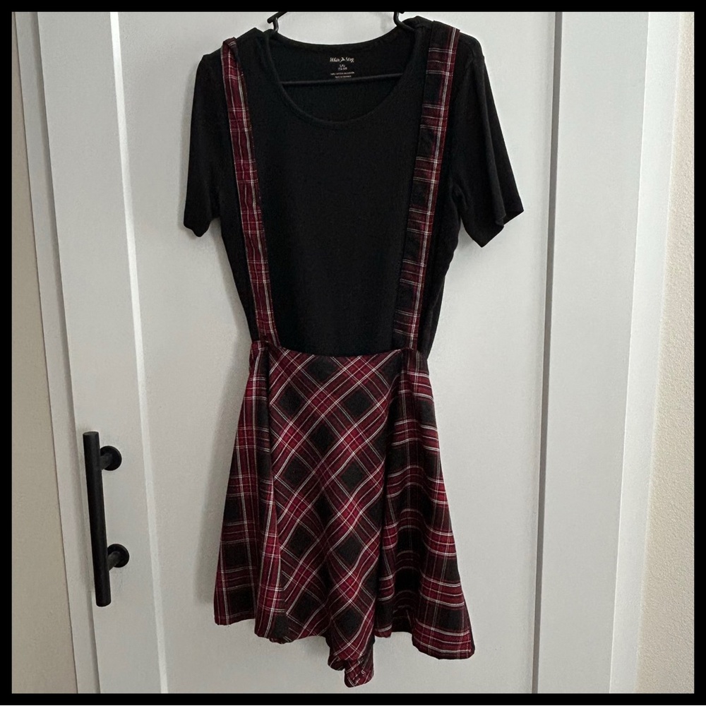 Hot Topic Skirt